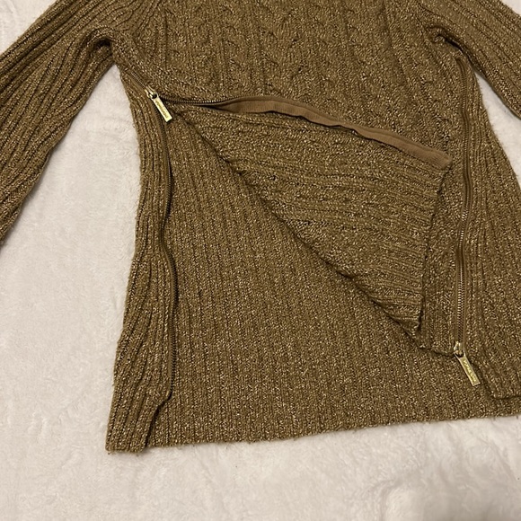 Michael Kors Women’s Tan Pullover Cable Knit Sweater with Zippers Size Small - Picture 3 of 10